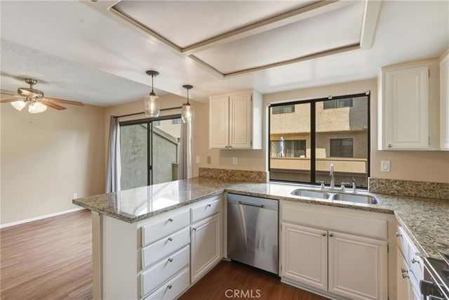 334 W 220TH Street, Carson, CA 90745