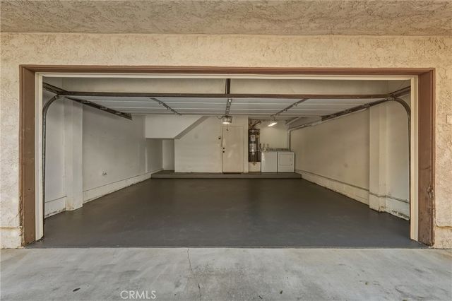 334 W 220TH Street, Carson, CA 90745