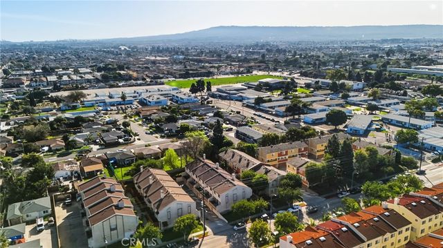 334 W 220TH Street, Carson, CA 90745