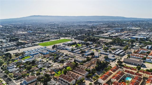 334 W 220TH Street, Carson, CA 90745