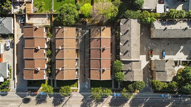 334 W 220TH Street, Carson, CA 90745