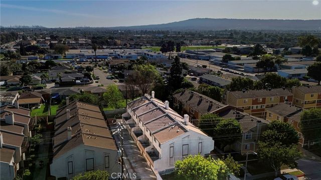 334 W 220TH Street, Carson, CA 90745