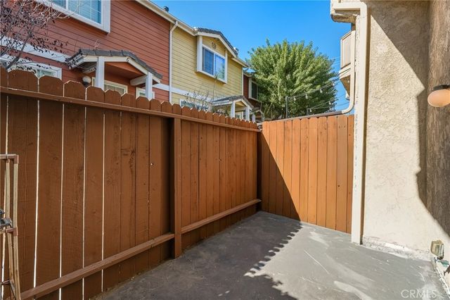 334 W 220TH Street, Carson, CA 90745