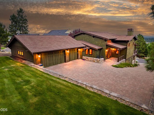 646 NW Powell Butte Loop, Bend, OR 97703