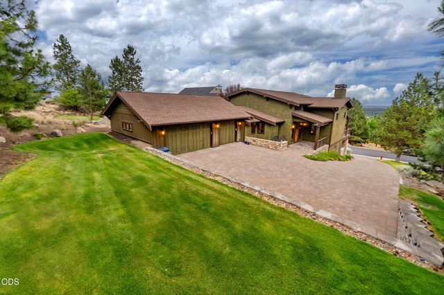 646 NW Powell Butte Loop, Bend, OR 97703