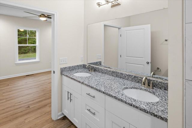 177 AZURE DR, Colonial Beach, VA 22443