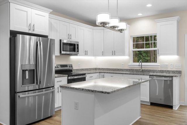 177 AZURE DR, Colonial Beach, VA 22443