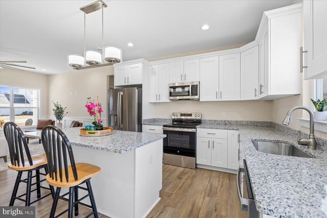177 AZURE DR, Colonial Beach, VA 22443