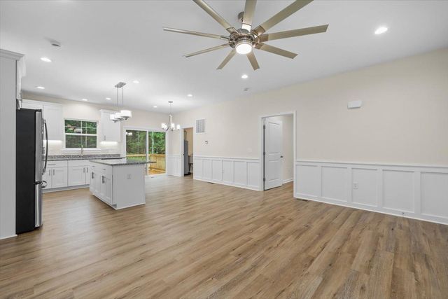 177 AZURE DR, Colonial Beach, VA 22443
