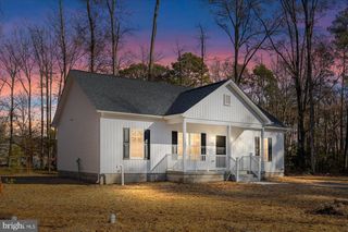 177 AZURE DR, Colonial Beach, VA 22443
