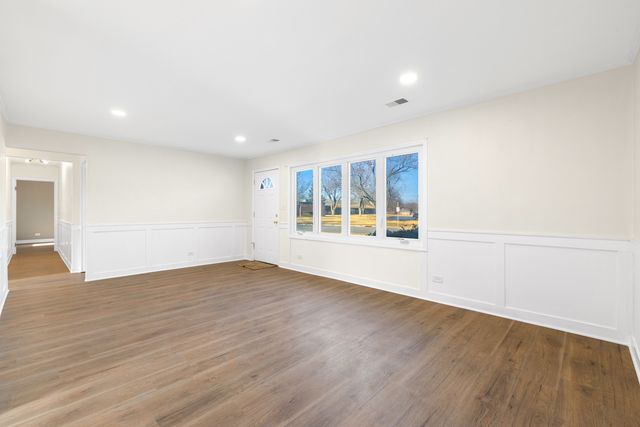 287 Mohawk Street, Park Forest, IL 60466