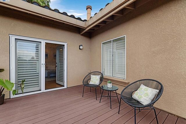 20340 Hunters Knls, Castro Valley, CA 94552