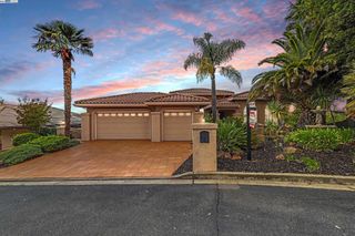 20340 Hunters Knls, Castro Valley, CA 94552