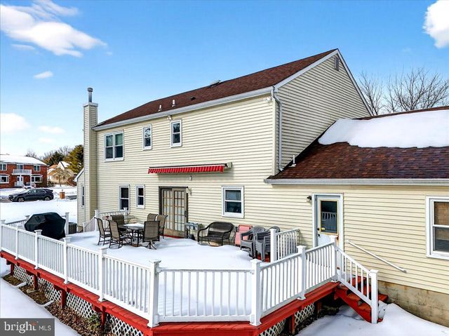 1 JOSHUA COURT, Kendall Park, NJ 08824