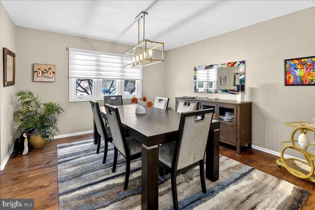 1 JOSHUA COURT, Kendall Park, NJ 08824