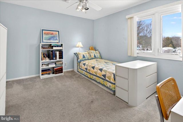 1 JOSHUA COURT, Kendall Park, NJ 08824