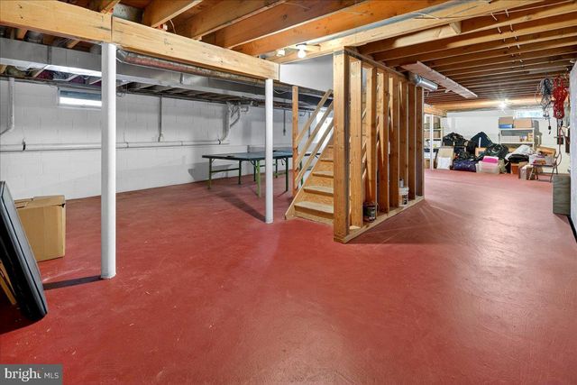 1 JOSHUA COURT, Kendall Park, NJ 08824