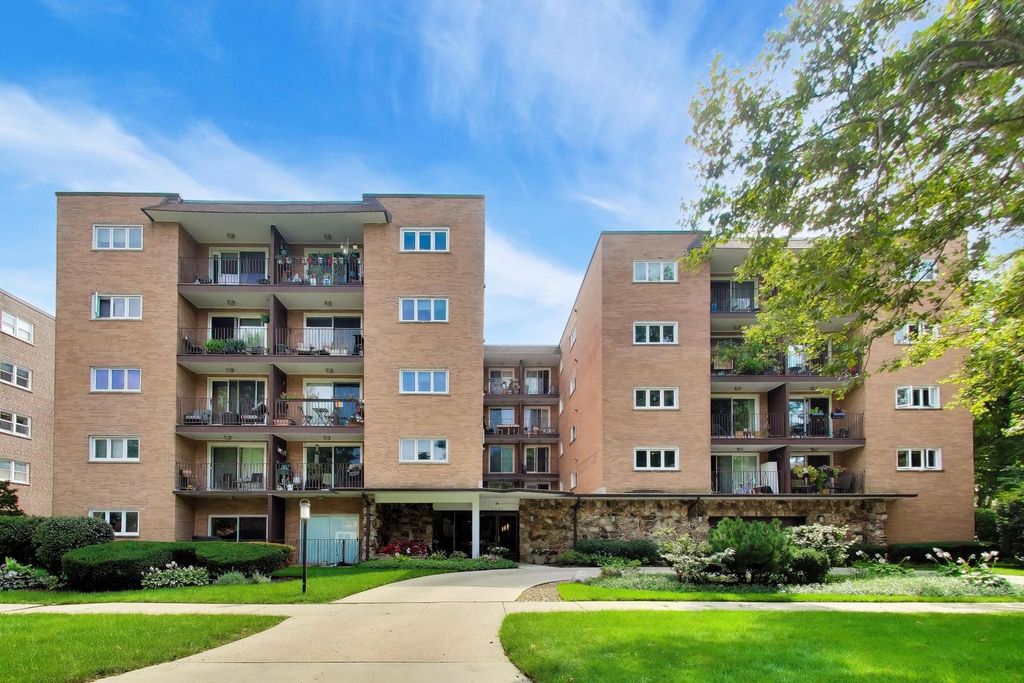 2001 Sherman Avenue 204, Evanston, IL 60201