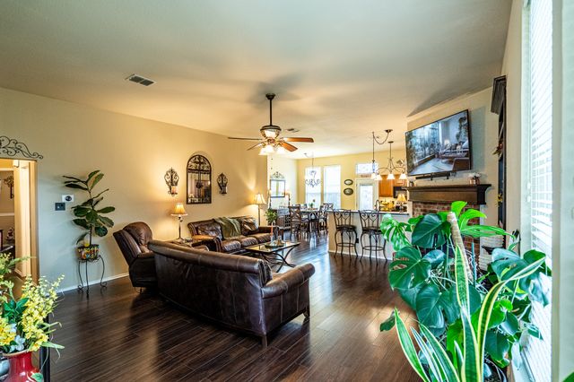 7427 Lake Front Trail, Arlington, TX 76002