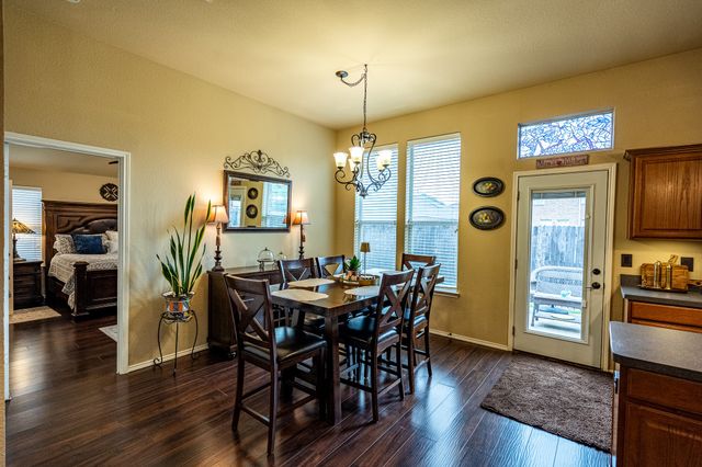 7427 Lake Front Trail, Arlington, TX 76002