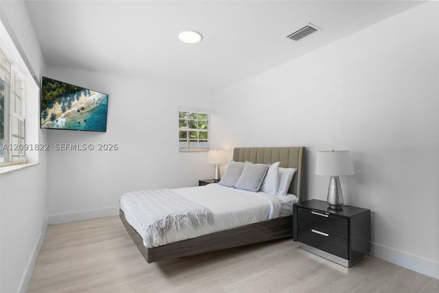 1308 Seabreeze Blvd, Fort Lauderdale, FL 33316