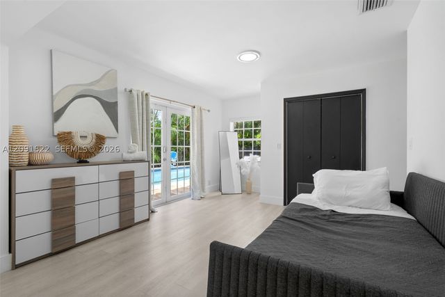 1308 Seabreeze Blvd, Fort Lauderdale, FL 33316