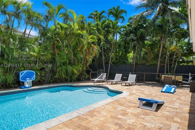 1308 Seabreeze Blvd, Fort Lauderdale, FL 33316