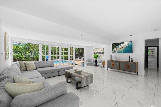 1308 Seabreeze Blvd, Fort Lauderdale, FL 33316