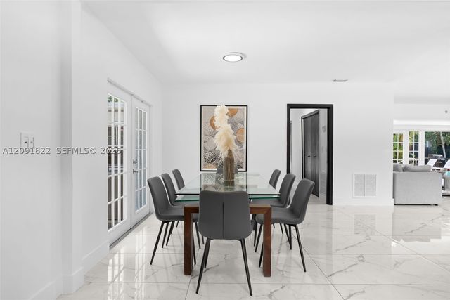 1308 Seabreeze Blvd, Fort Lauderdale, FL 33316