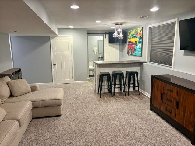 332 Aspen Drive NW, Bondurant, IA 50035