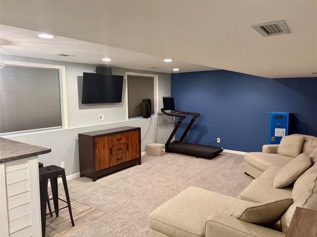 332 Aspen Drive NW, Bondurant, IA 50035