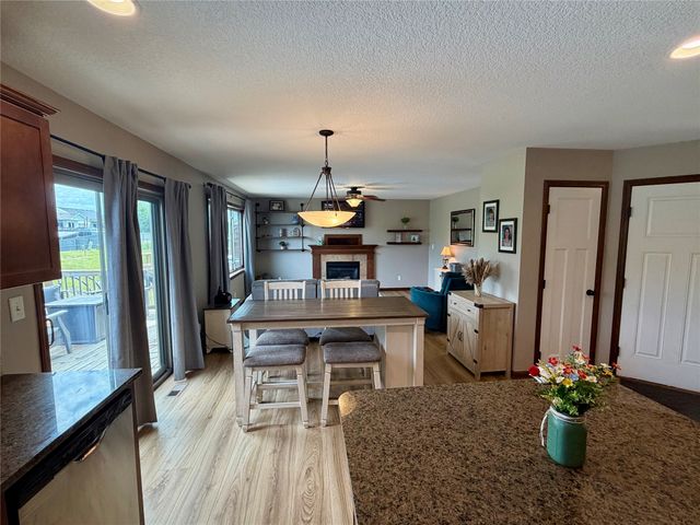 332 Aspen Drive NW, Bondurant, IA 50035
