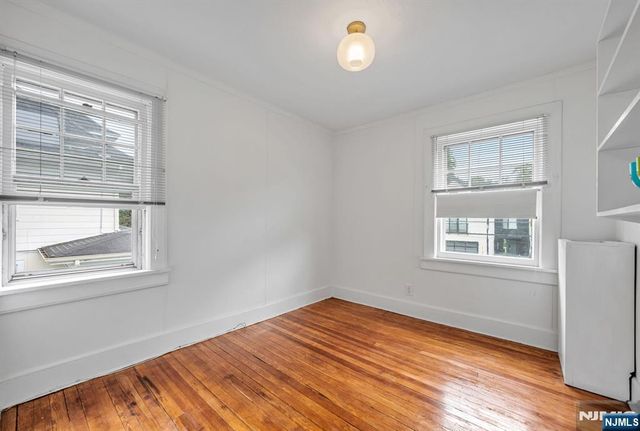 133 Highwood Avenue, Leonia, NJ 07605