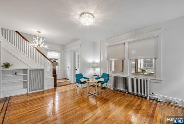 133 Highwood Avenue, Leonia, NJ 07605