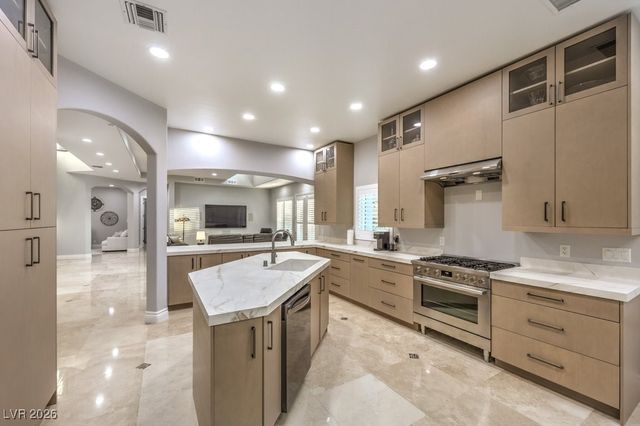 3 Grand Anacapri Drive, Henderson, NV 89011