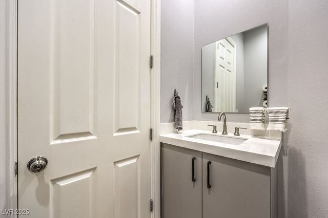 3 Grand Anacapri Drive, Henderson, NV 89011