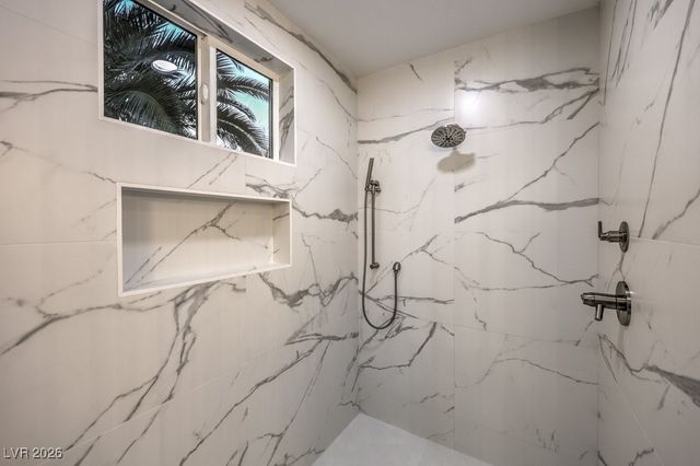 3 Grand Anacapri Drive, Henderson, NV 89011