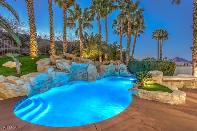 3 Grand Anacapri Drive, Henderson, NV 89011