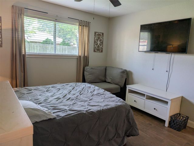 5303 Lincoln Town Drive, Katy, TX 77493