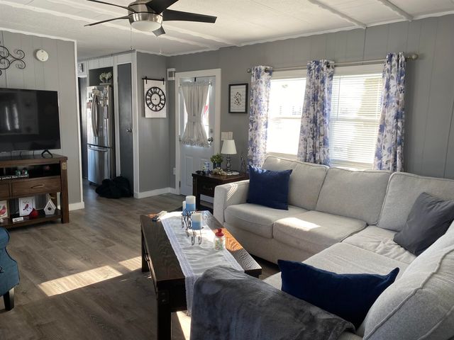 167 STAPLES Street, Seabrook, NH 03874