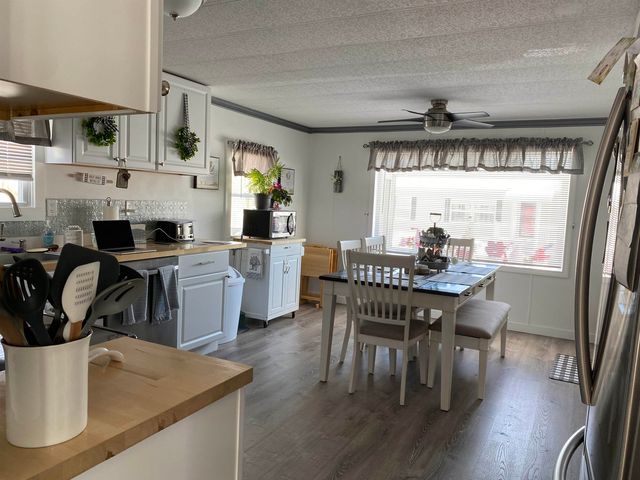 167 STAPLES Street, Seabrook, NH 03874