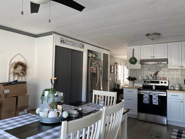 167 STAPLES Street, Seabrook, NH 03874