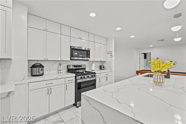 3009 Periscope Court, Las Vegas, NV 89117