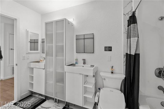 3009 Periscope Court, Las Vegas, NV 89117