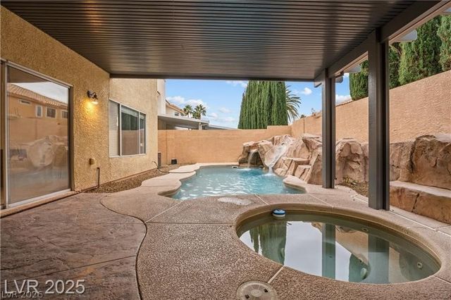 3009 Periscope Court, Las Vegas, NV 89117