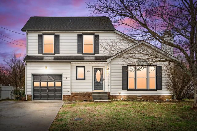 1226 Cobblestone Ln, Clarksville, TN 37042
