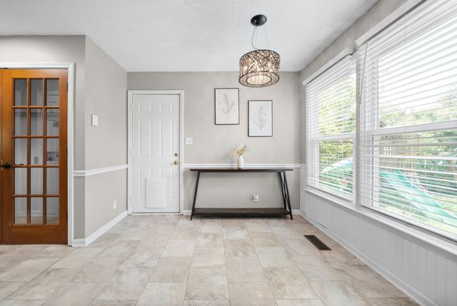 1226 Cobblestone Ln, Clarksville, TN 37042