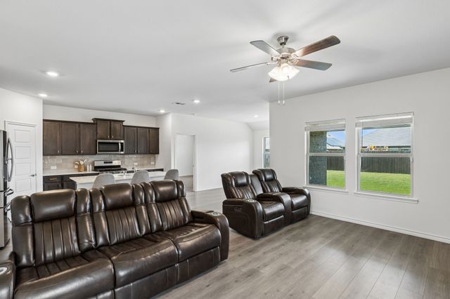 230 Mockingbird Way, Caddo Mills, TX 75135