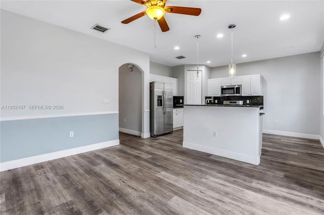 2540 SW 85th Ter 101, Miramar, FL 33025