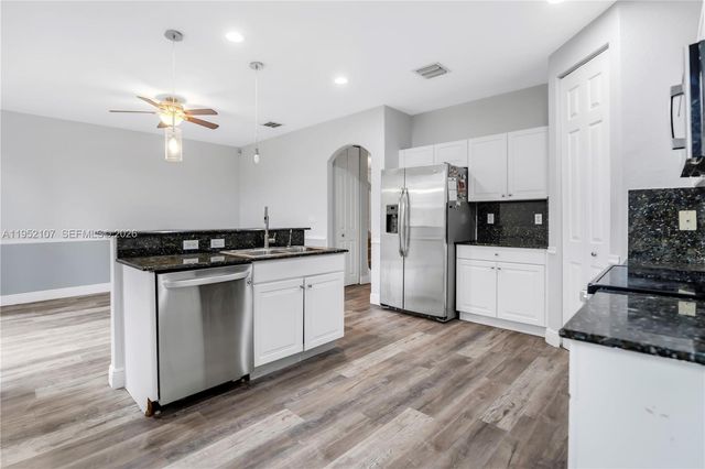 2540 SW 85th Ter 101, Miramar, FL 33025